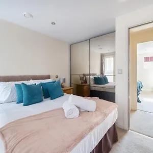 https://hare-hideaway-apartment-200m-from-york-minster.yorkshirehotels.net