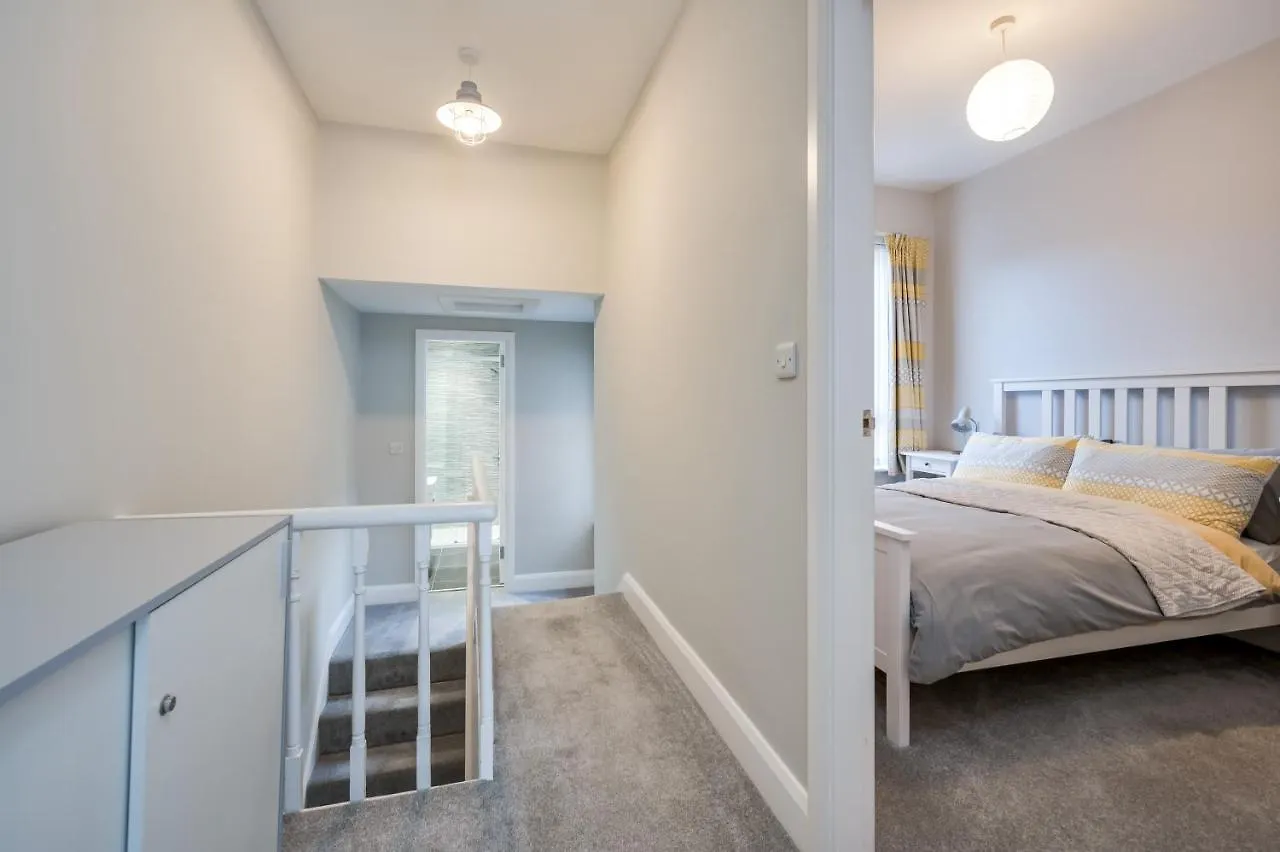 דירות בלפסט Melrose Townhouse בריטניה