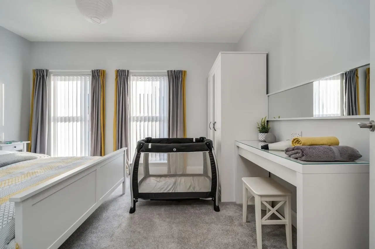 דירות בלפסט Melrose Townhouse בריטניה